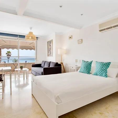 아파트 Primera Linea De Playa, Aparcamiento Y Wifi Gratis